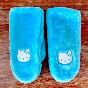 NWOT Hello Kitty Glitter Blue Adult Mittens